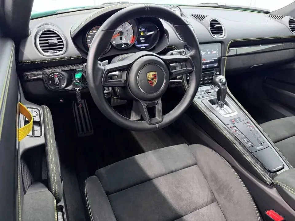2021 Porsche 718 Cayman GT4 - Image 15 of 20