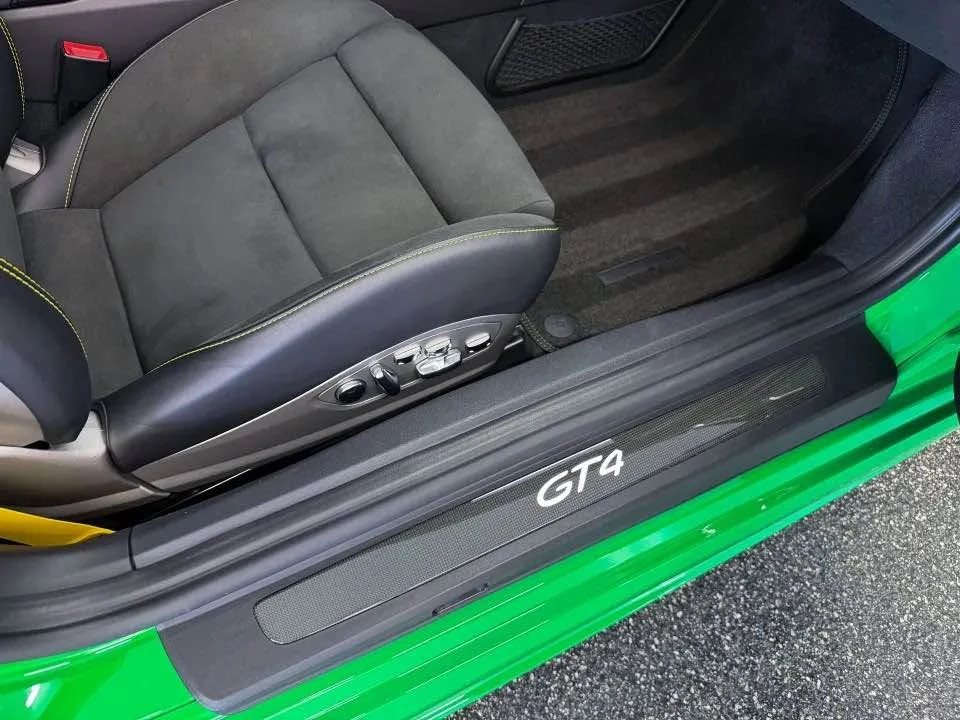 2021 Porsche 718 Cayman GT4 - Image 18 of 20