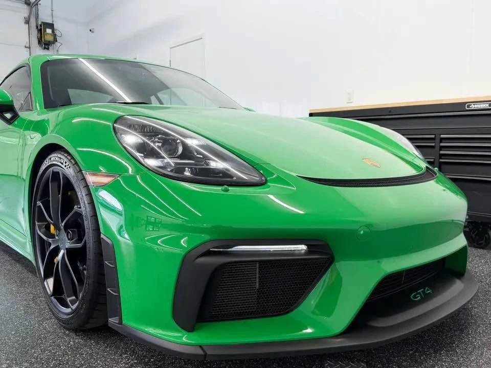 2021 Porsche 718 Cayman GT4 - Image 9 of 20