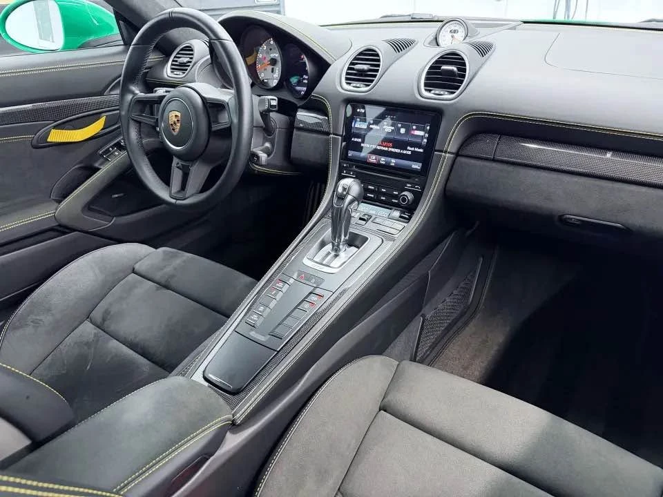2021 Porsche 718 Cayman GT4 - Image 14 of 20
