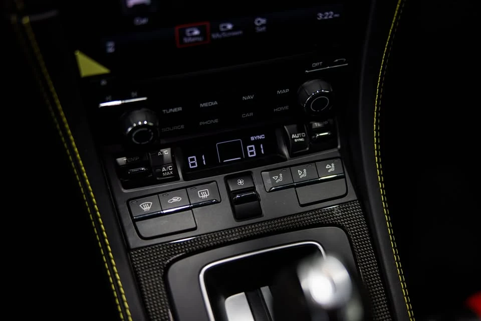2021 Porsche 718 Cayman GT4 - Image 18 of 20