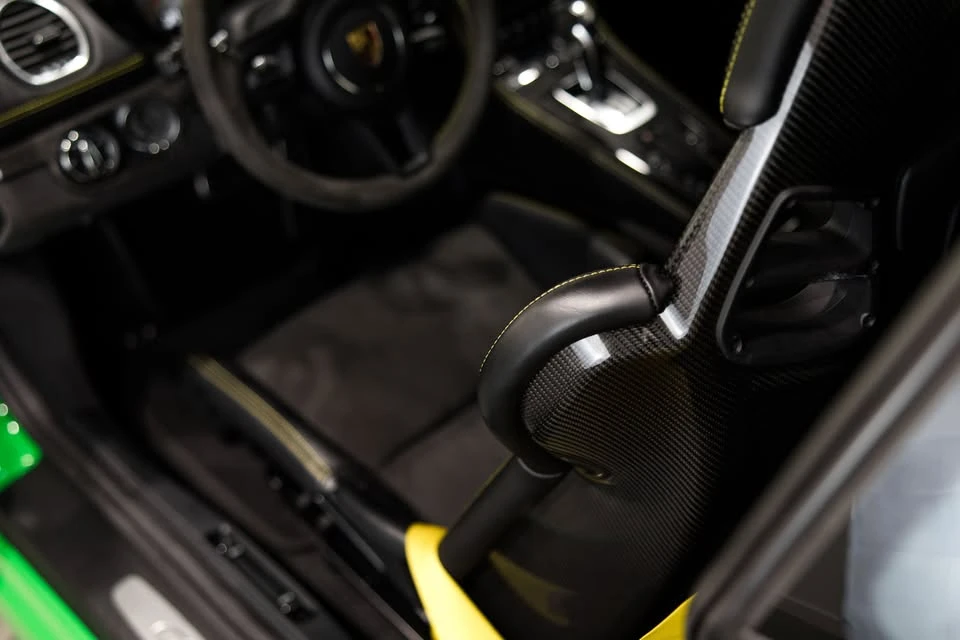 2021 Porsche 718 Cayman GT4 - Image 13 of 20