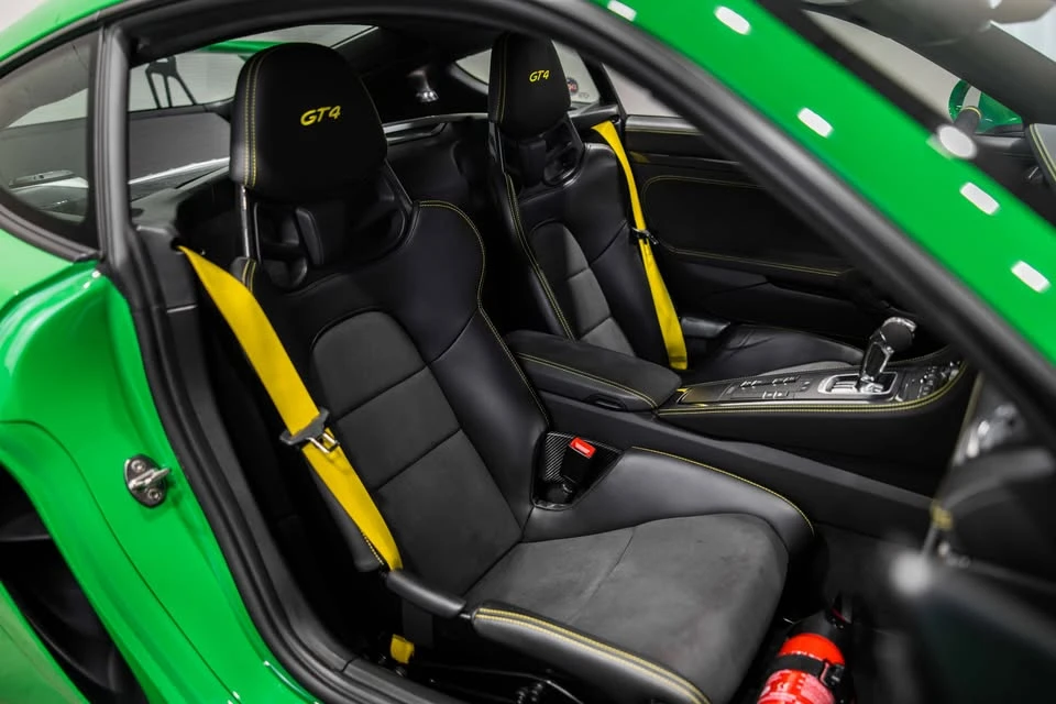 2021 Porsche 718 Cayman GT4 - Image 12 of 20
