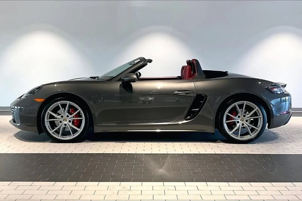 2021 Porsche 718 Boxster S - Image 2 of 15