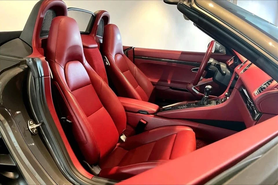 2021 Porsche 718 Boxster S - Image 13 of 15