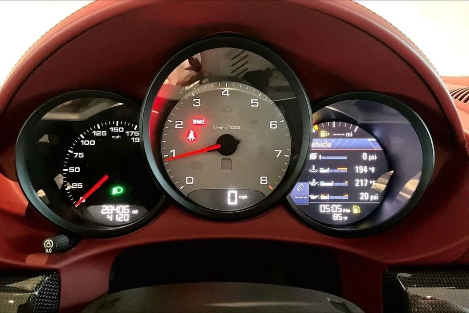 2021 Porsche 718 Boxster S - Image 12 of 15