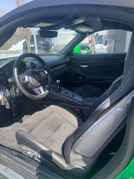 2021 Porsche 718 Boxster Spyder - Image 6 of 8