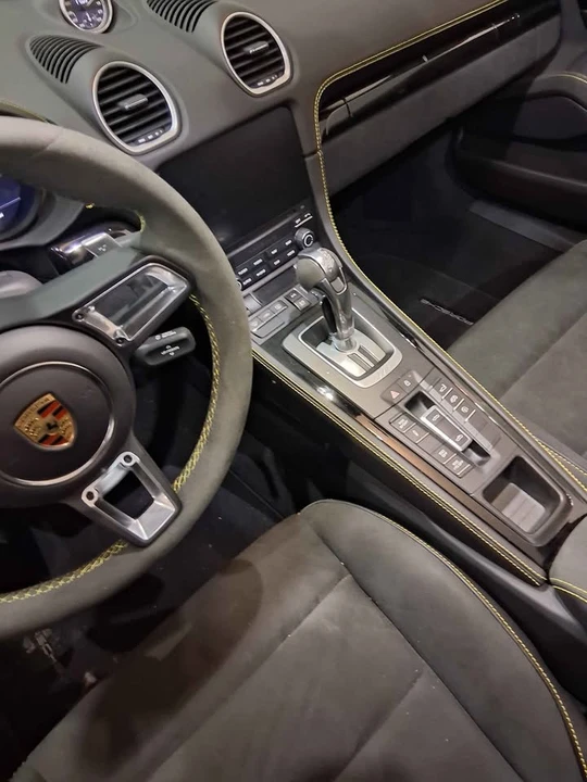 2021 Porsche 718 Boxster Spyder - Image 11 of 12