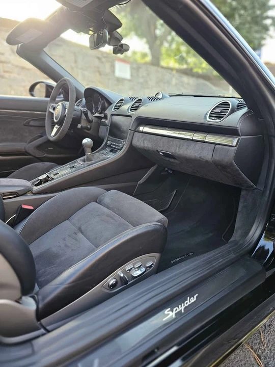 2021 Porsche 718 Boxster Spyder - Image 10 of 11