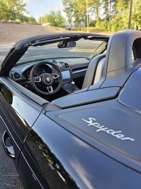 2021 Porsche 718 Boxster Spyder - Image 7 of 11