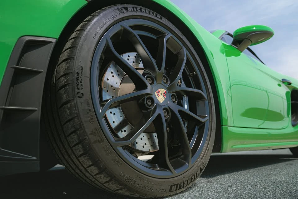 2021 Porsche 718 Boxster Spyder - Image 9 of 16