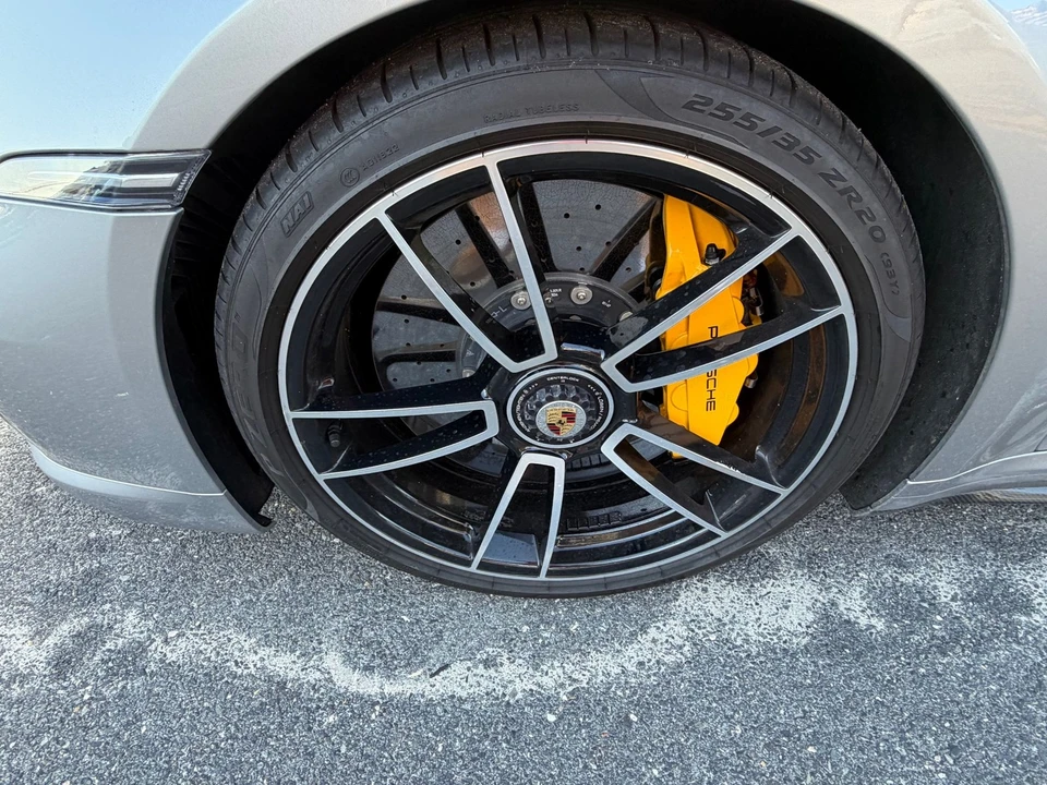 2021 Porsche 992 Carrera - Image 18 of 31
