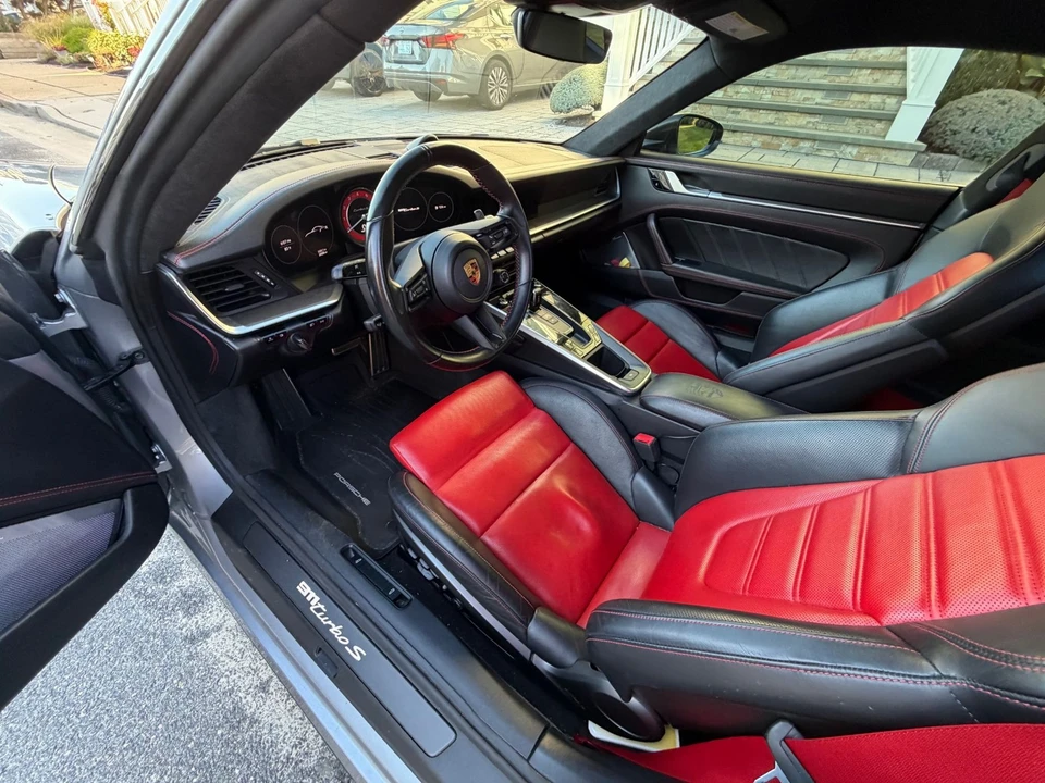 2021 Porsche 992 Carrera - Image 25 of 31