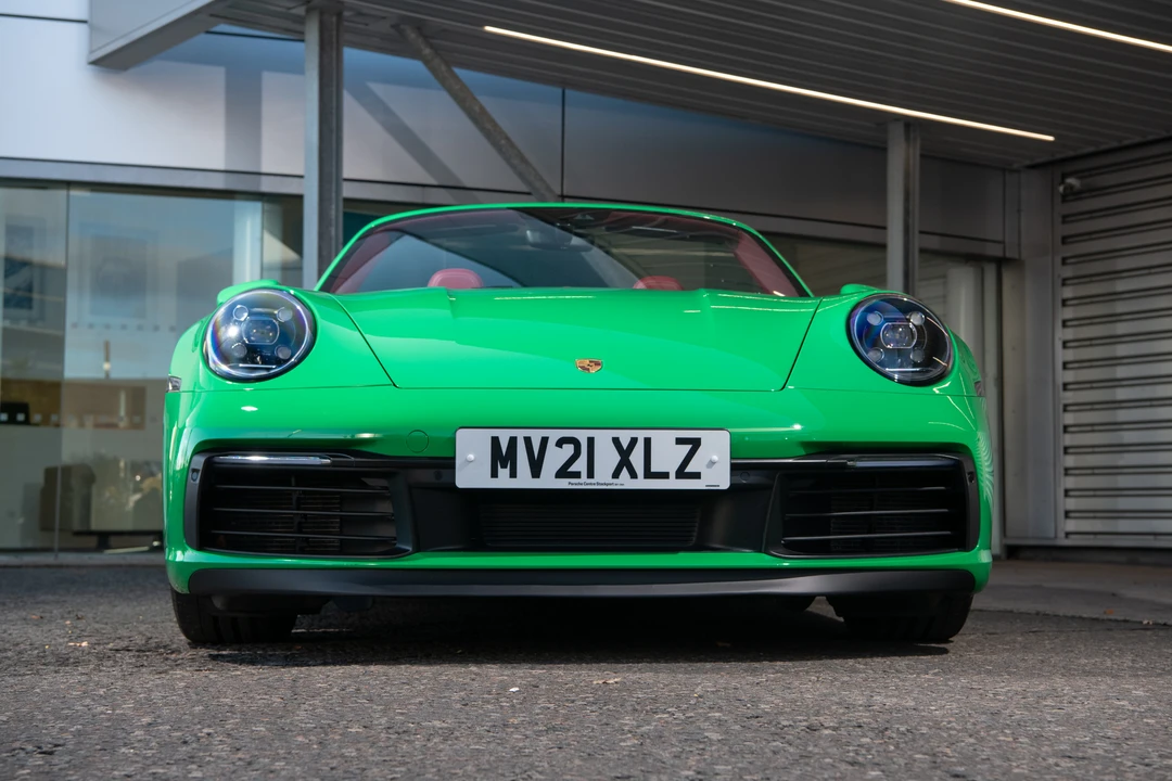 2021 Porsche 992 Carrera 4S - Image 10 of 31