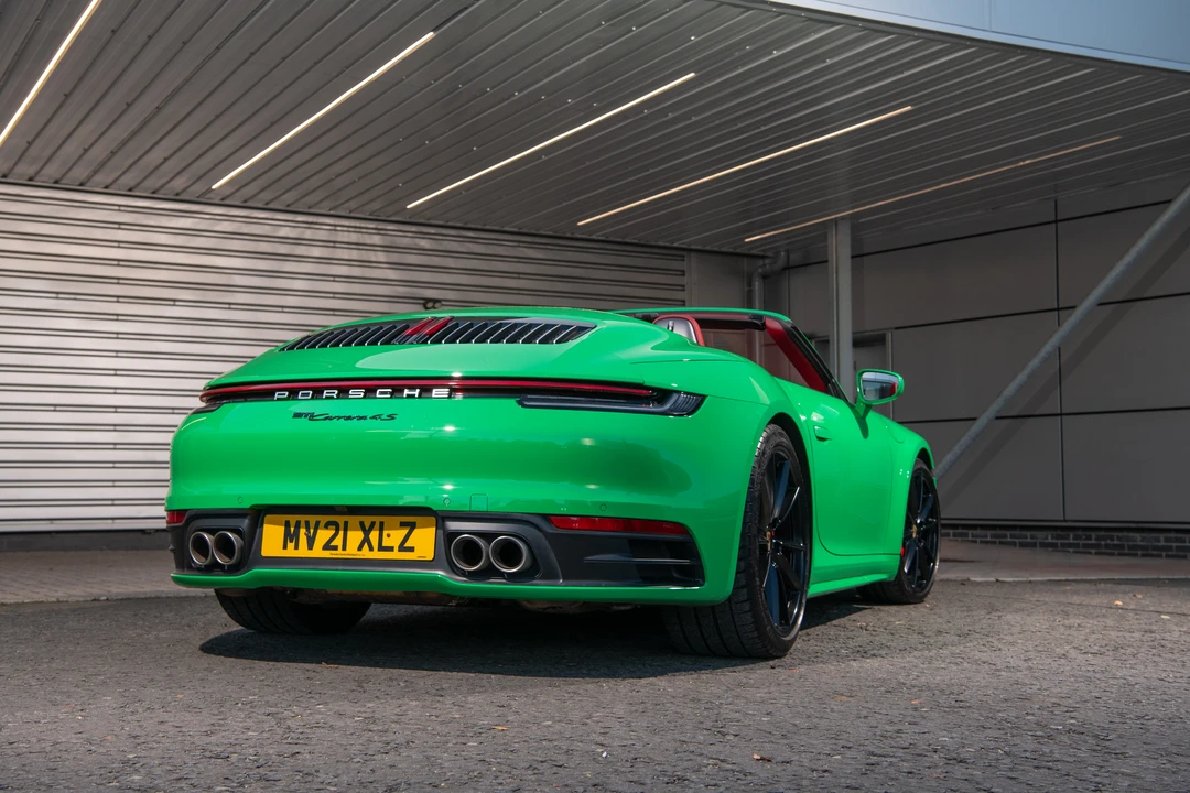 2021 Porsche 992 Carrera 4S - Image 5 of 31