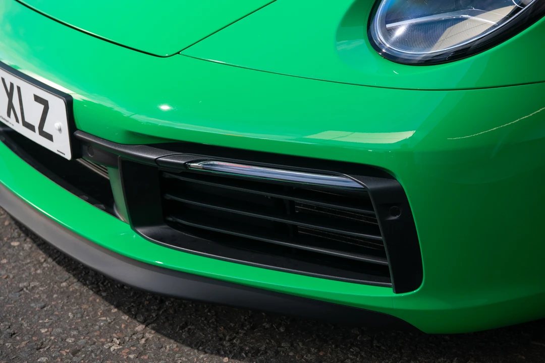 2021 Porsche 992 Carrera 4S - Image 11 of 31