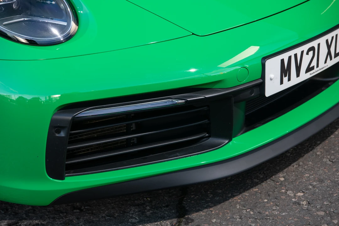 2021 Porsche 992 Carrera 4S - Image 12 of 31