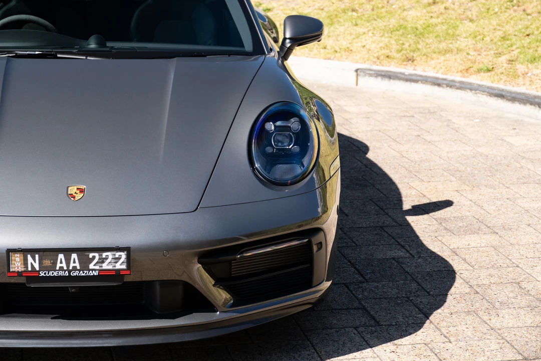 2021 Porsche 992 Carrera - Image 18 of 31