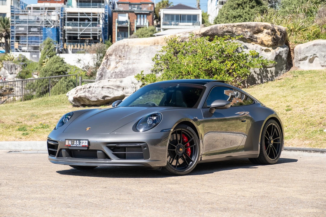 2021 Porsche 992 Carrera - Image 17 of 31