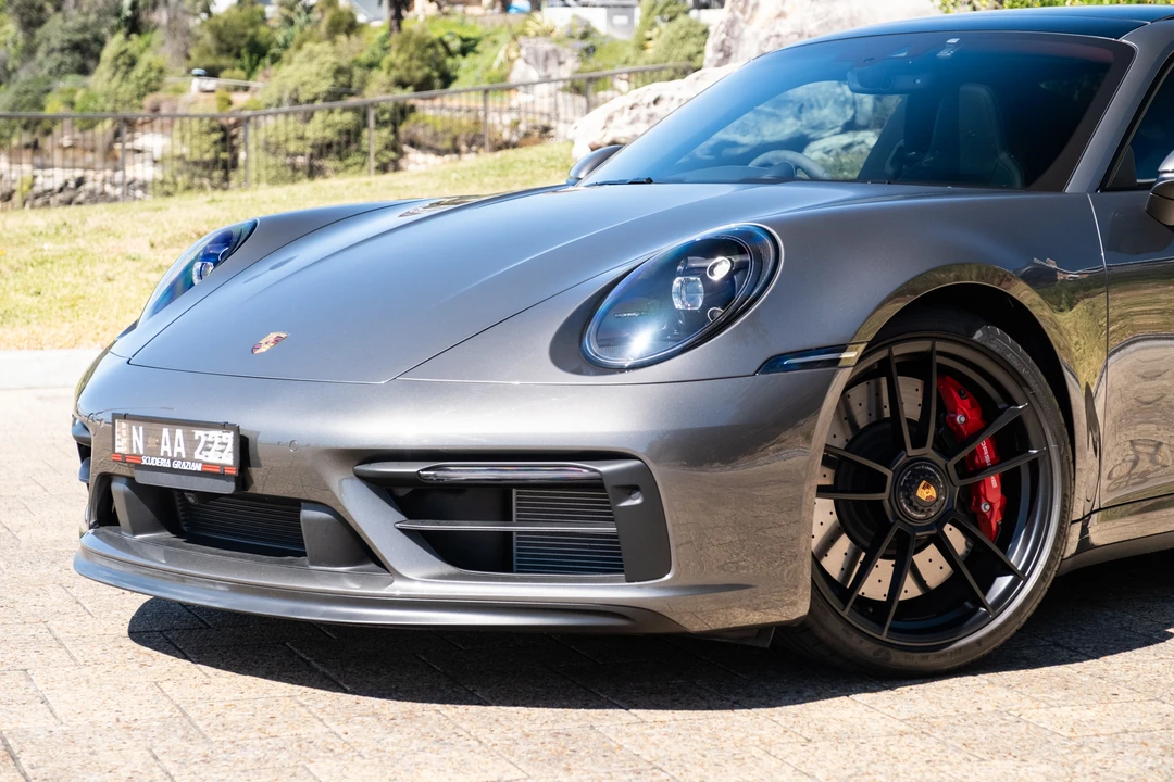 2021 Porsche 992 Carrera - Image 24 of 31