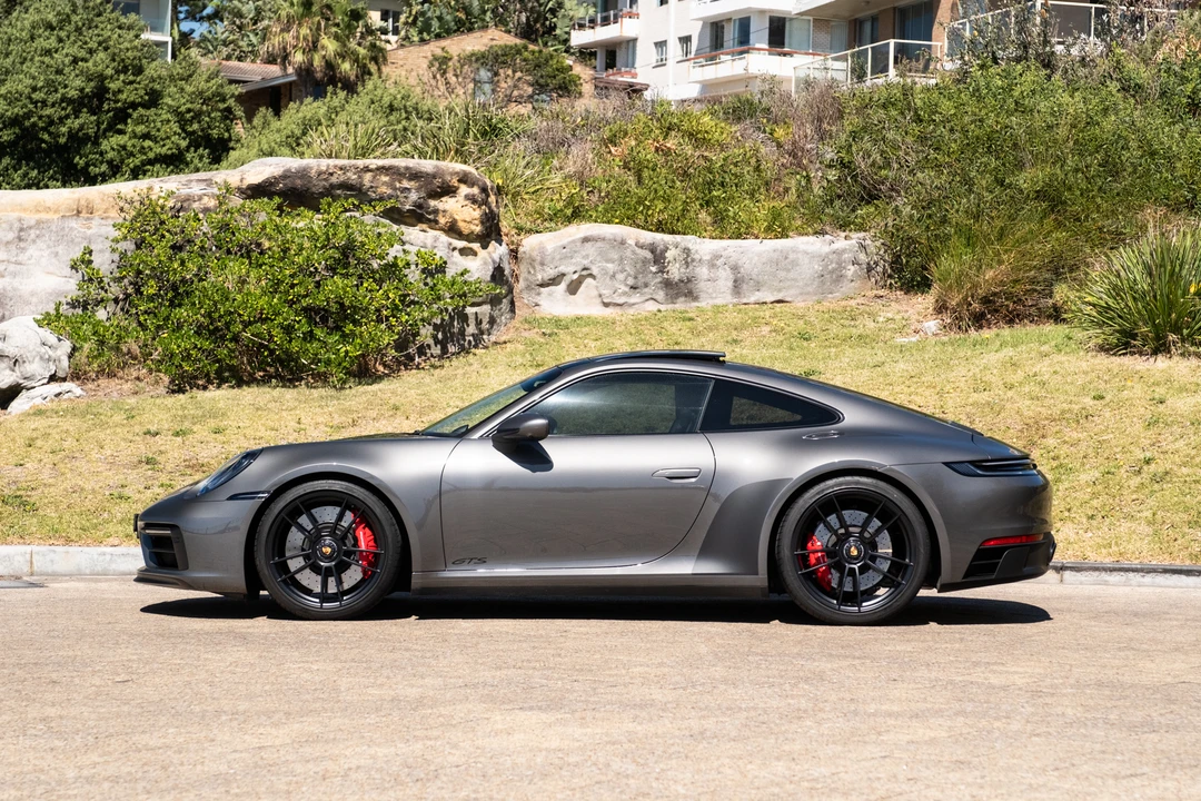 2021 Porsche 992 Carrera - Image 9 of 31
