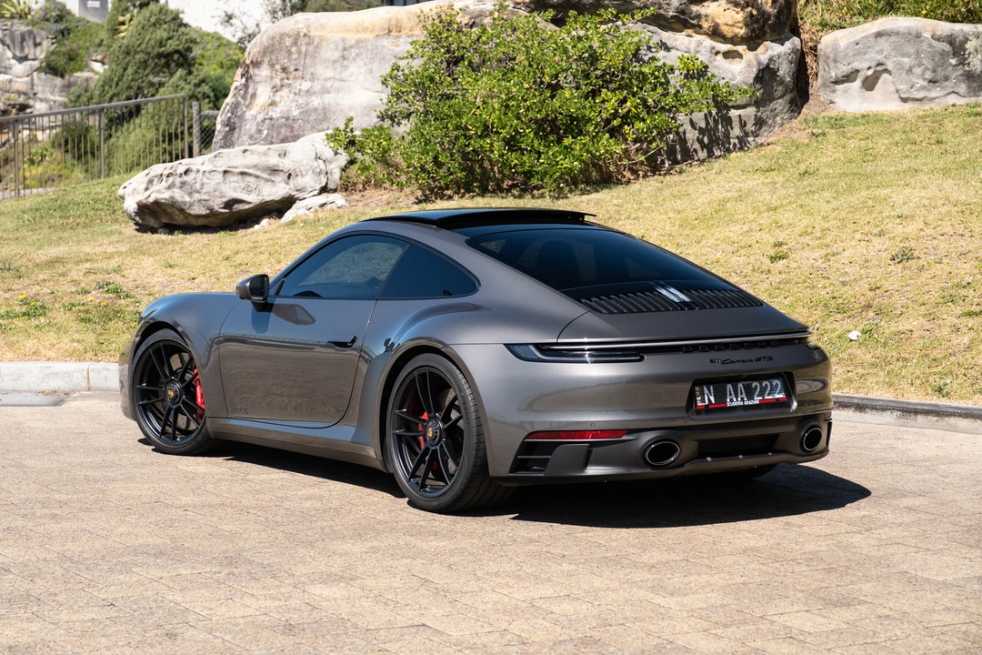 2021 Porsche 992 Carrera - Image 8 of 31