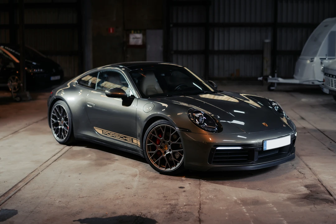 2021 Porsche 992 Carrera S - Image 8 of 31