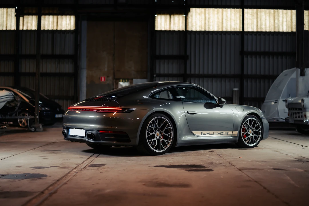 2021 Porsche 992 Carrera S - Image 7 of 31