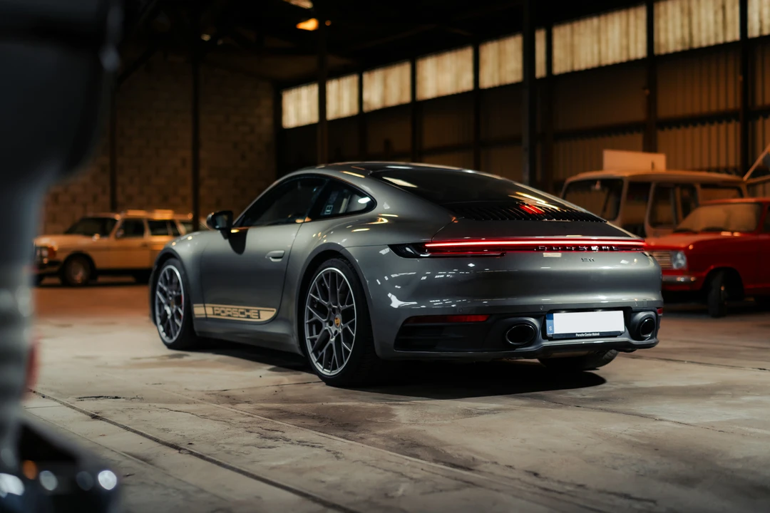 2021 Porsche 992 Carrera S - Image 22 of 31