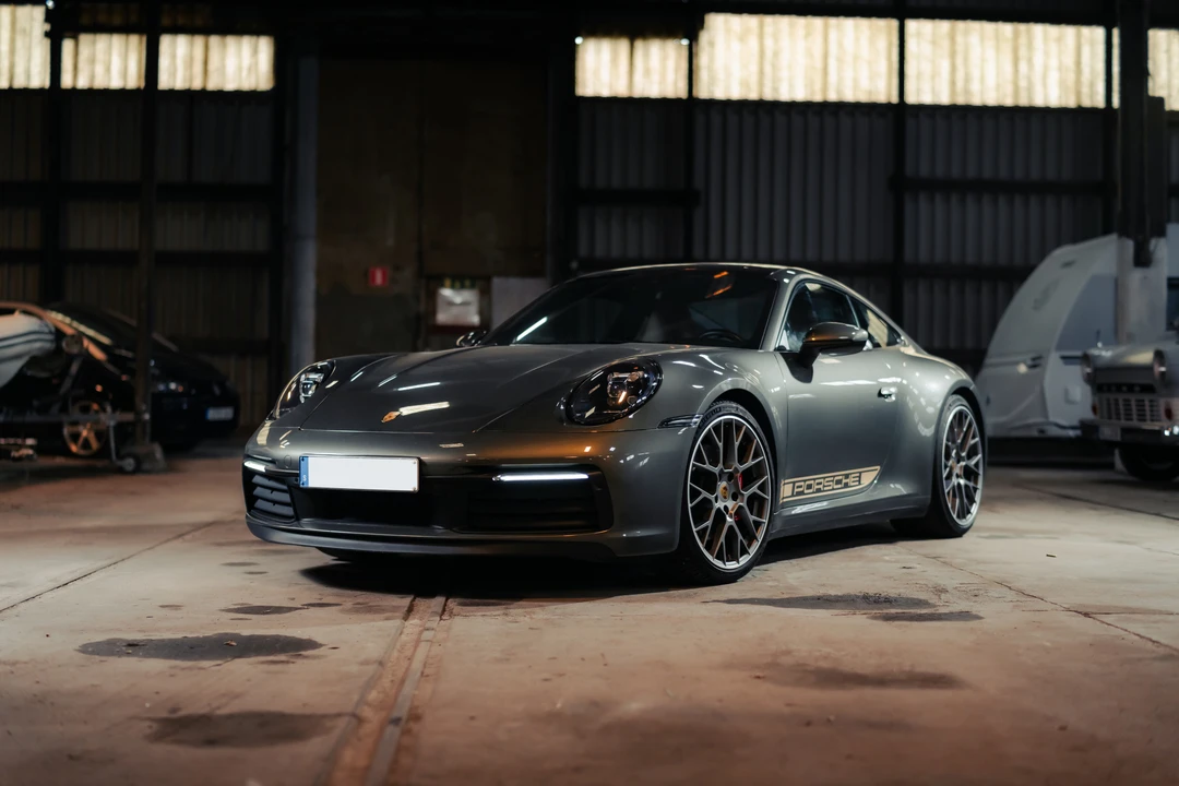 2021 Porsche 992 Carrera S - Image 23 of 31