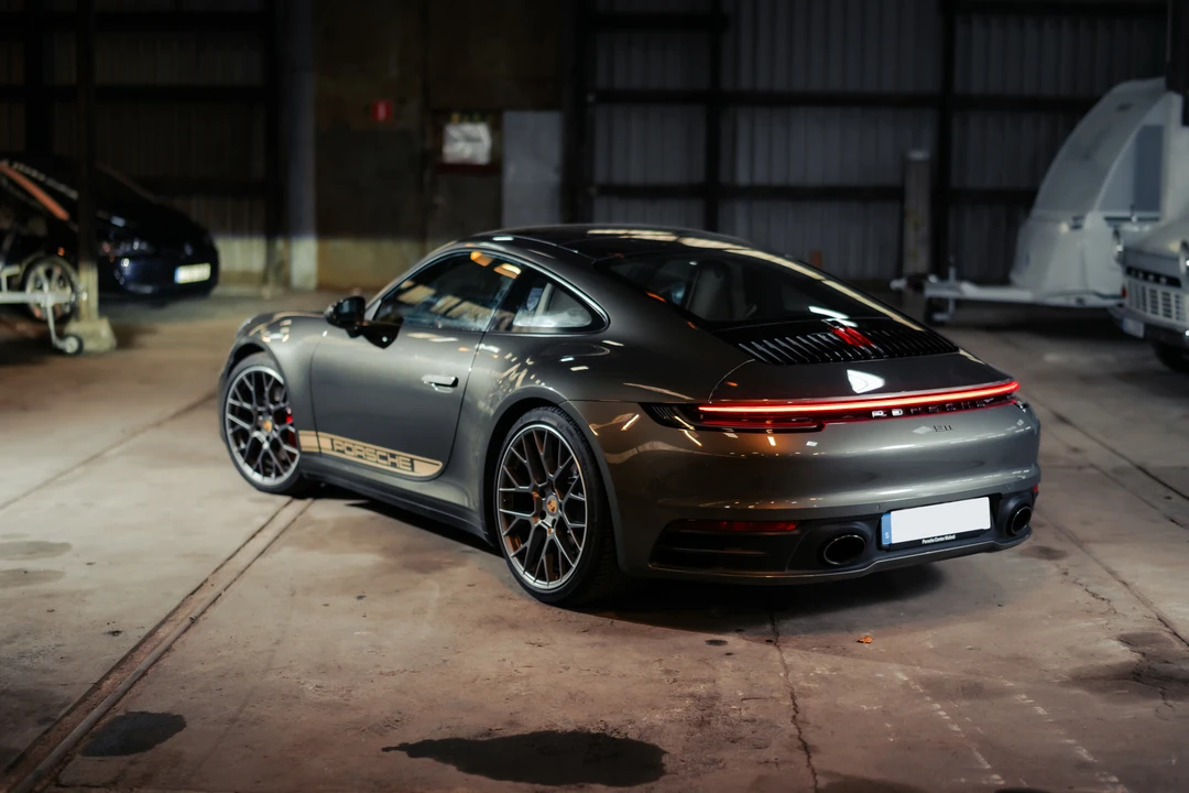 2021 Porsche 992 Carrera S - Image 20 of 31