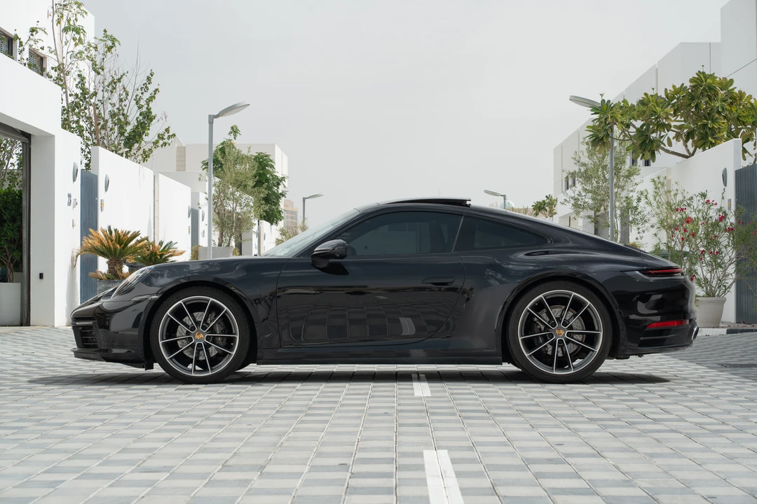 2021 Porsche 992 Carrera - Image 8 of 31