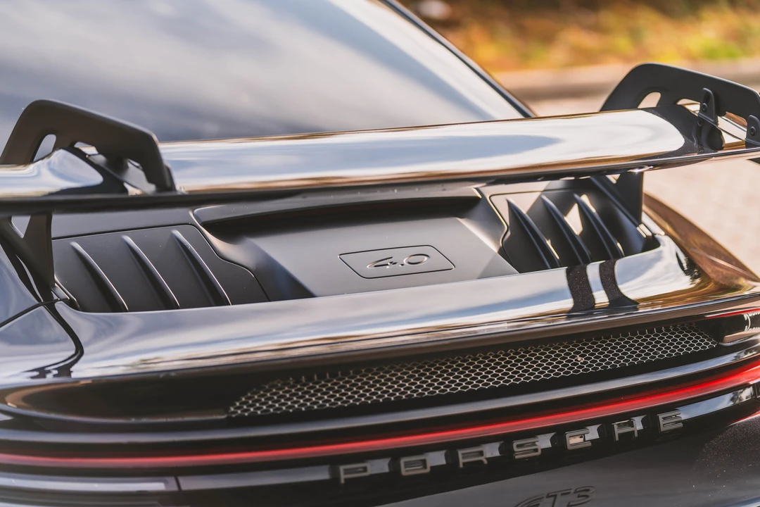 2021 Porsche 992 GT3 - Image 18 of 31