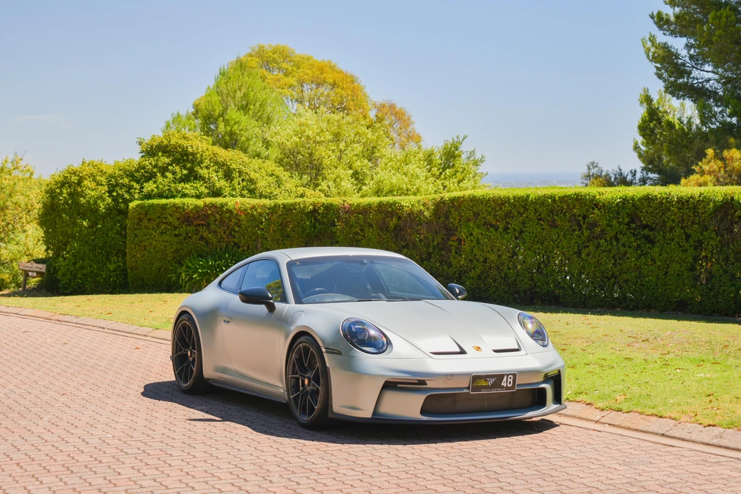 2021 Porsche 992 GT3 - Image 3 of 31