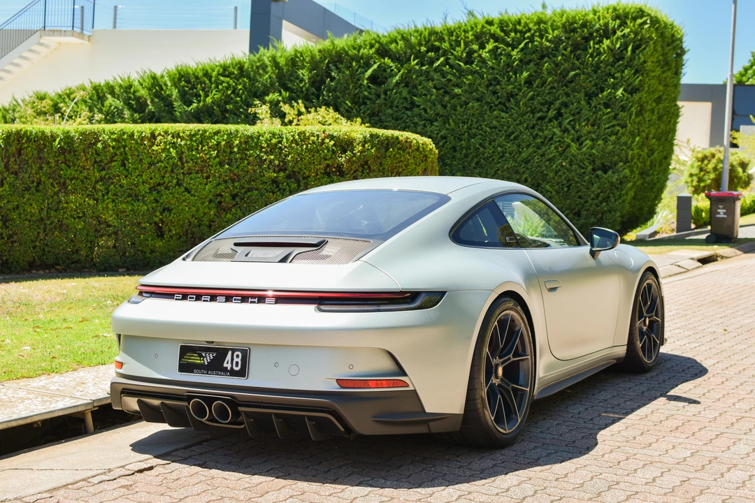 2021 Porsche 992 GT3 - Image 11 of 31