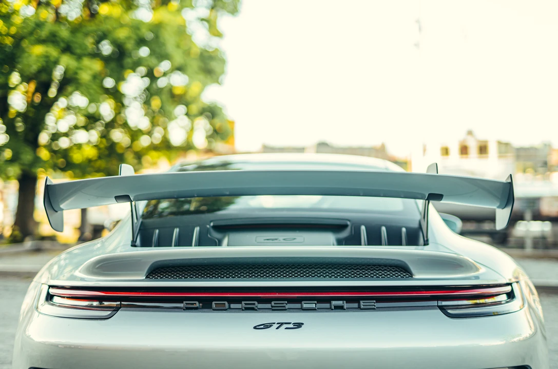2021 Porsche 992 GT3 - Image 28 of 31
