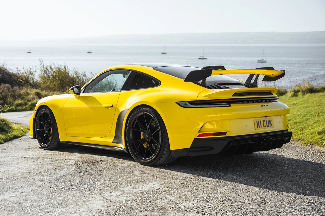 2021 Porsche 992 GT3 - Image 15 of 31