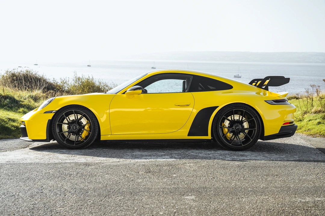 2021 Porsche 992 GT3 - Image 16 of 31