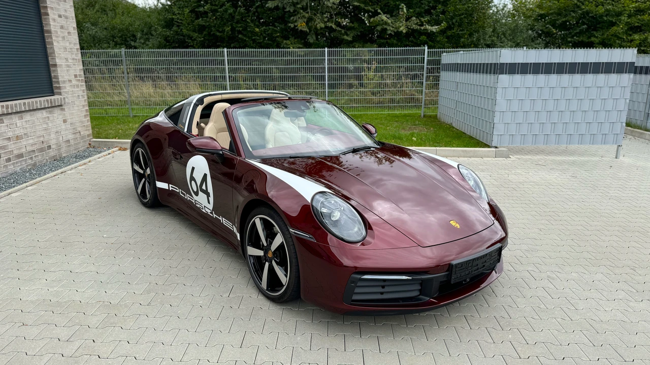 2021 Porsche 992 Carrera S - Image 3 of 31