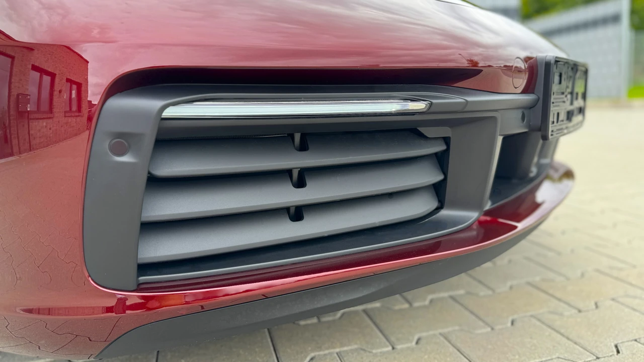 2021 Porsche 992 Carrera S - Image 18 of 31