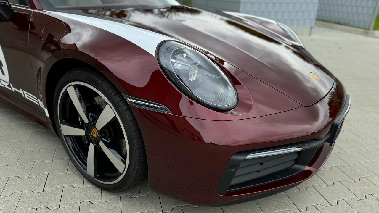 2021 Porsche 992 Carrera S - Image 24 of 31