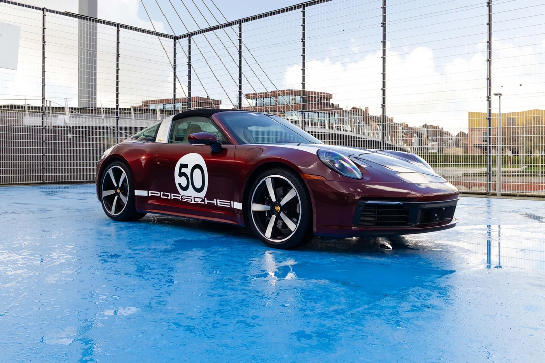 2021 Porsche 992 Targa 4 & 4S - Image 3 of 16