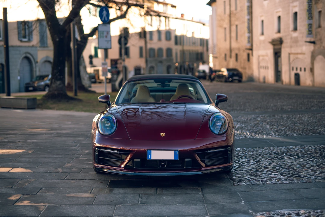 2021 Porsche 992 Carrera S - Image 3 of 31