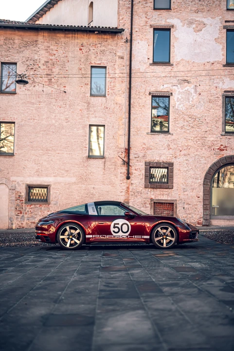 2021 Porsche 992 Carrera S - Image 17 of 31