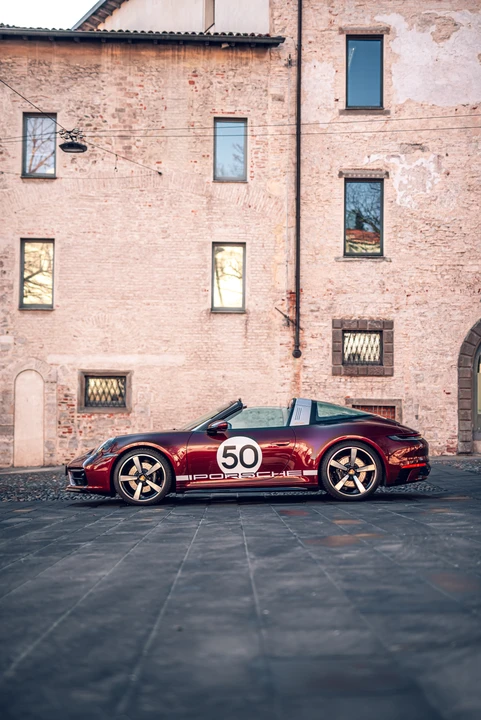 2021 Porsche 992 Carrera S - Image 21 of 31