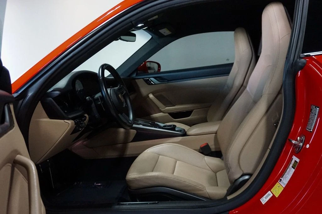 2021 Porsche 992 Carrera 4 - Image 8 of 12