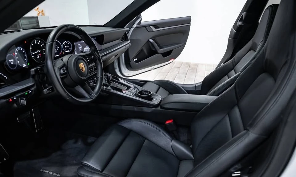 2021 Porsche 992 Carrera - Image 8 of 16