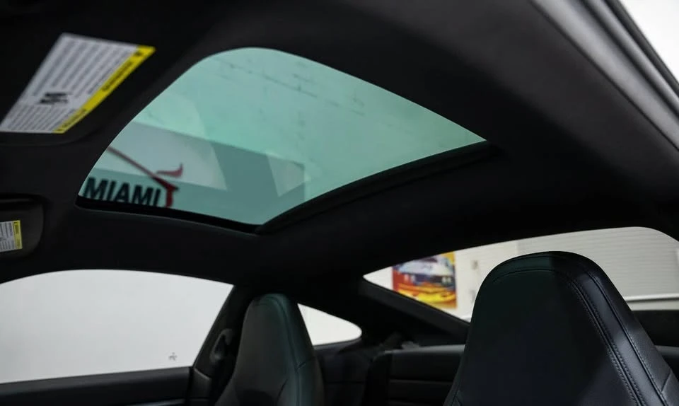 2021 Porsche 992 Carrera - Image 14 of 16