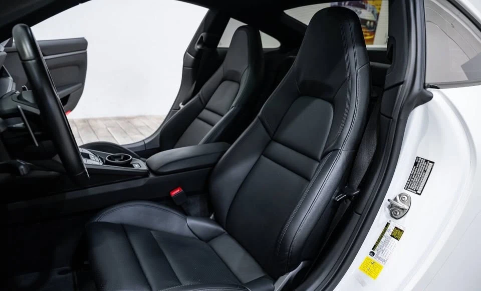2021 Porsche 992 Carrera - Image 9 of 16