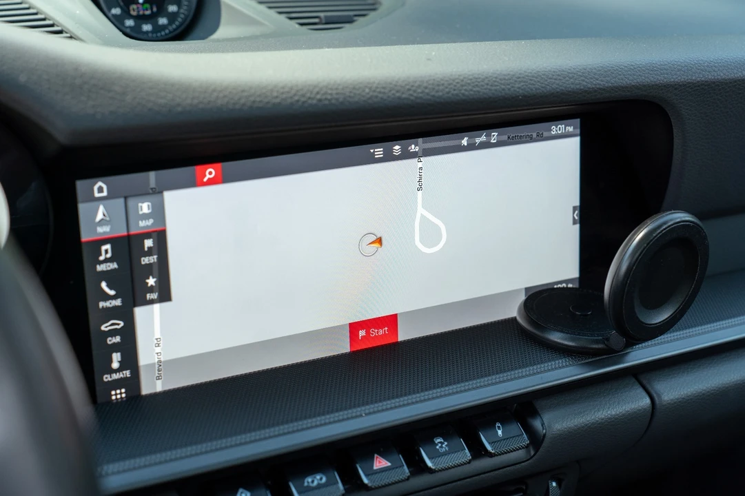 2021 Porsche 992 Carrera S - Image 11 of 31